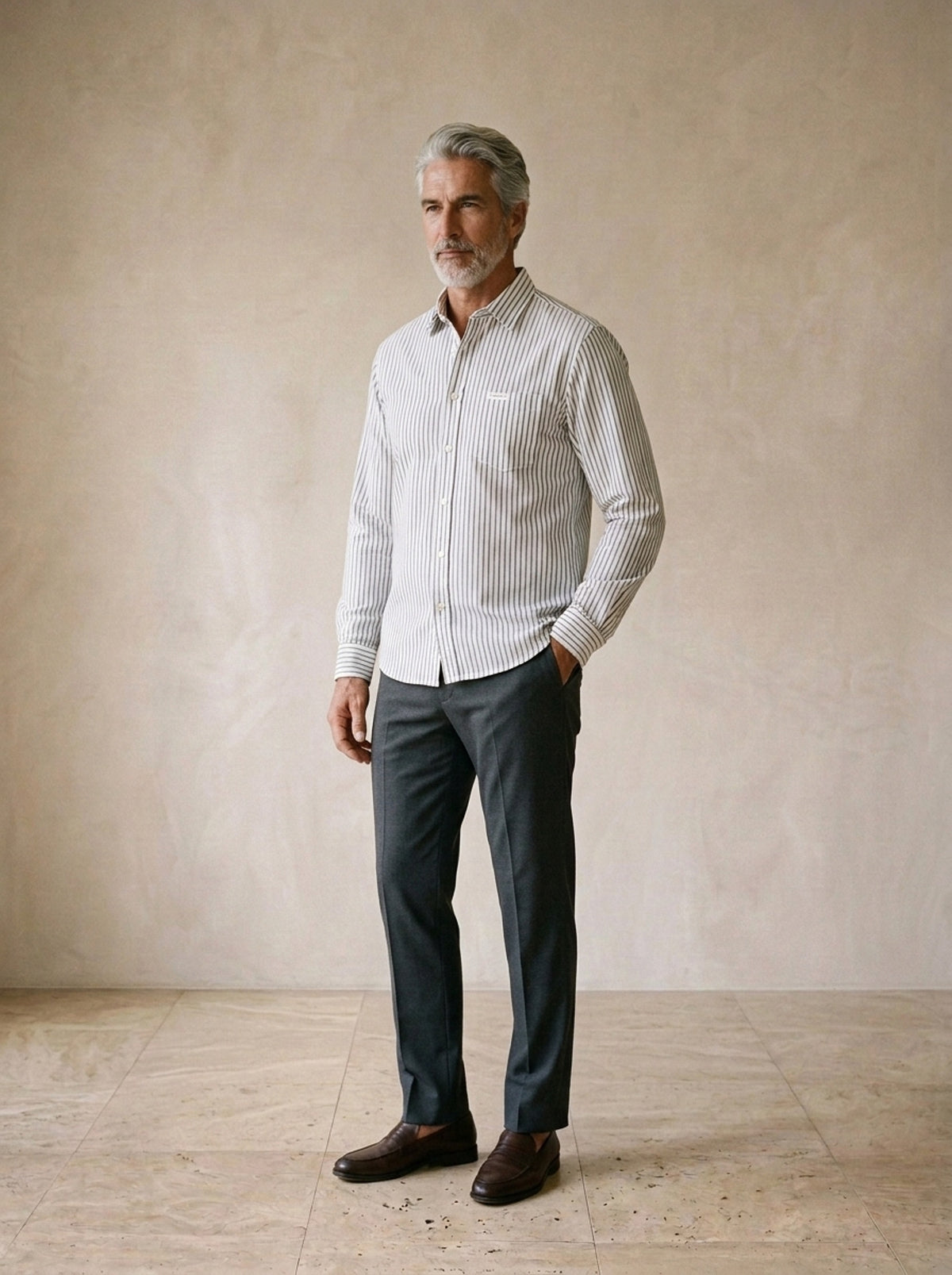 Azul-marinho | Camisa de listras finas Milão azul-marinho – vista três quartos