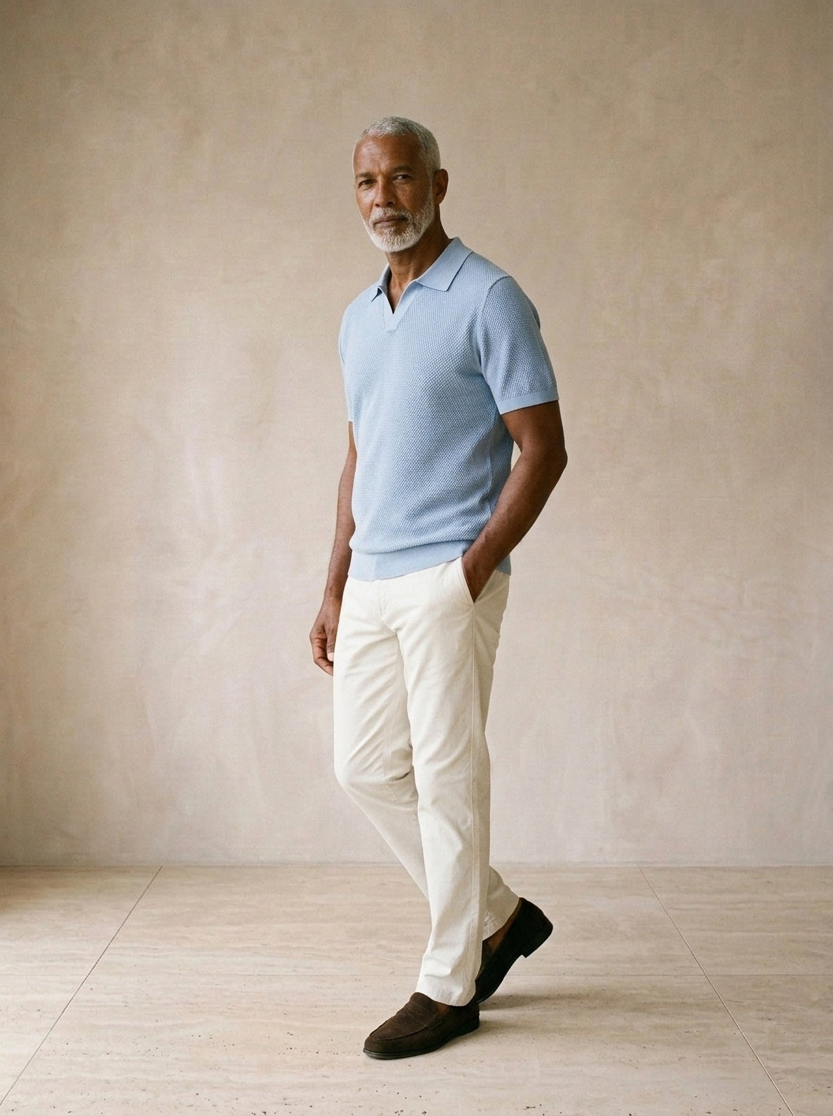 Azul-claro | Camisa polo de tricot slim Mulhouse azul-claro – vista três quartos