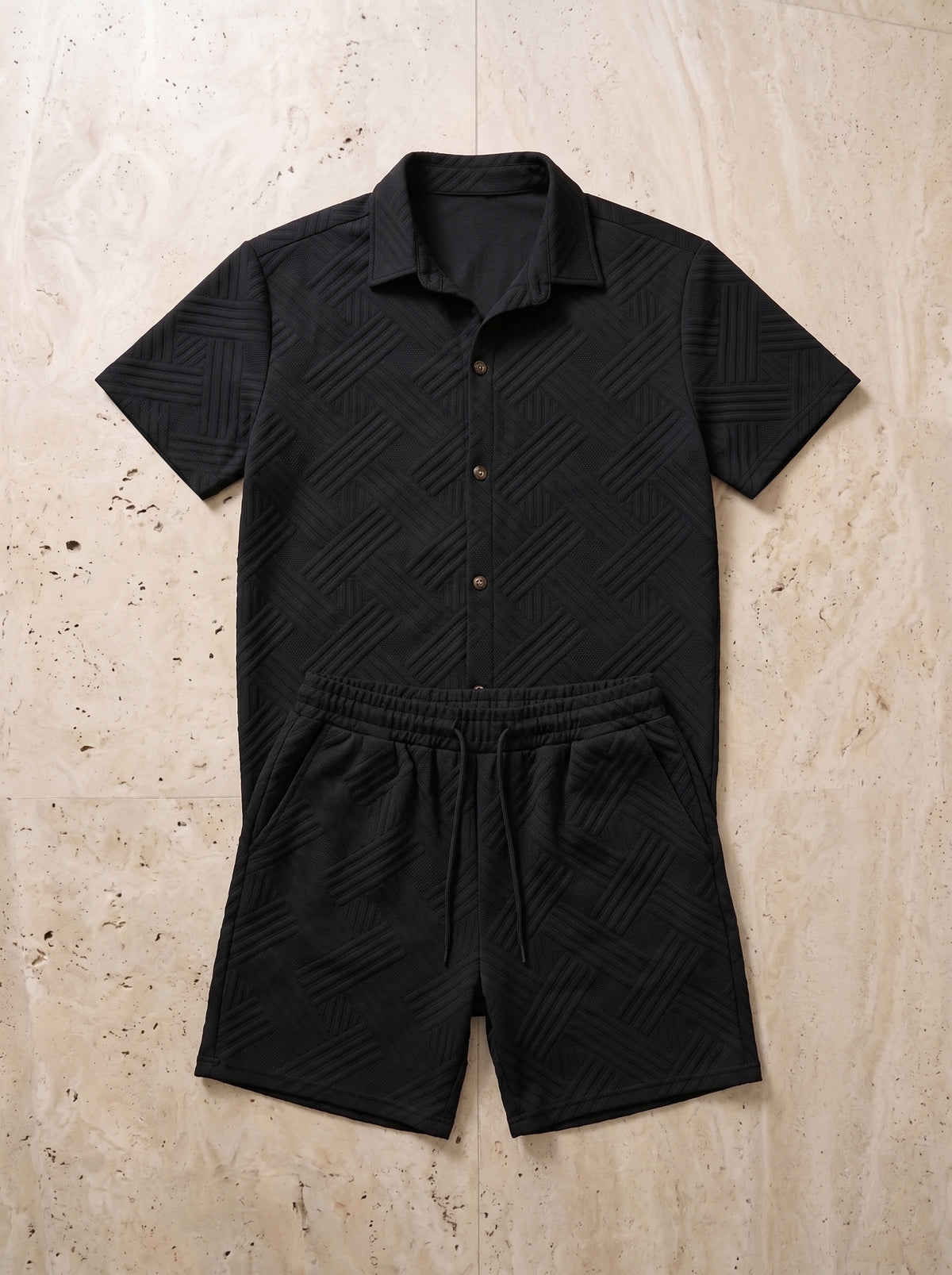 Preto | Conjunto camisa de tricô e short Nerja preto – peça sozinha vista de cima