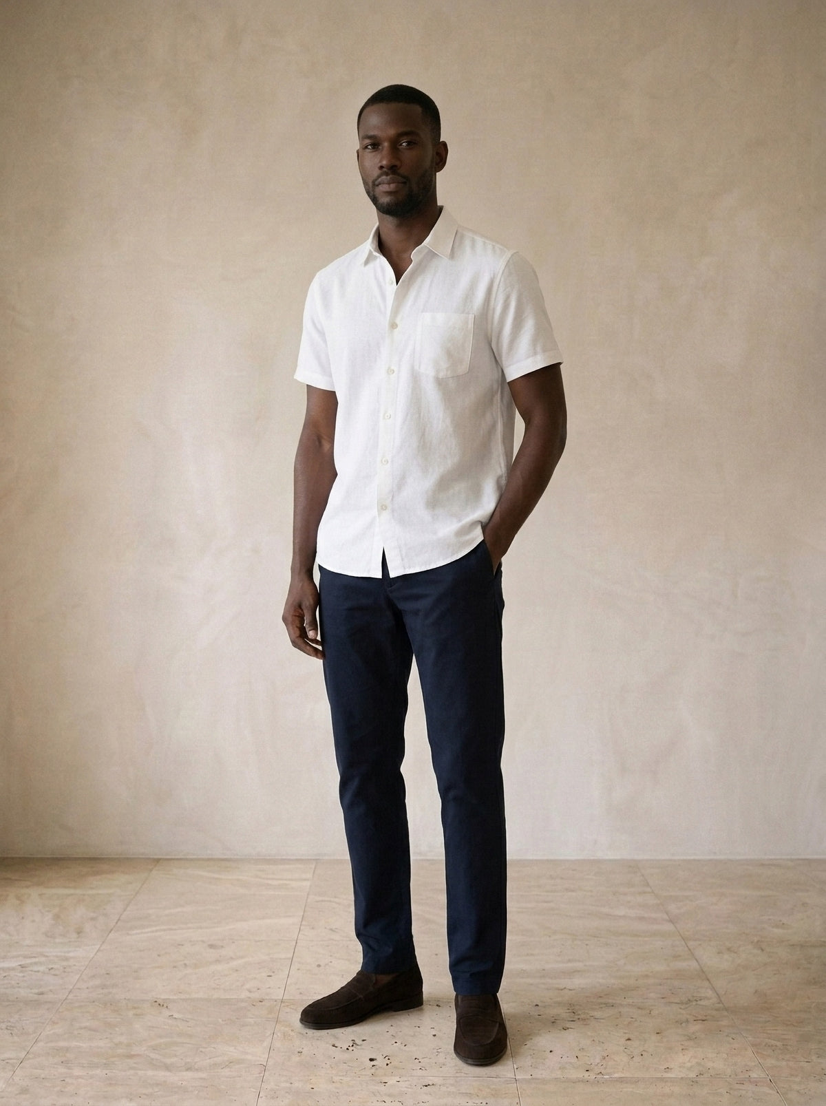 Branco | Camisa social slim Óbidos branco – vista três quartos