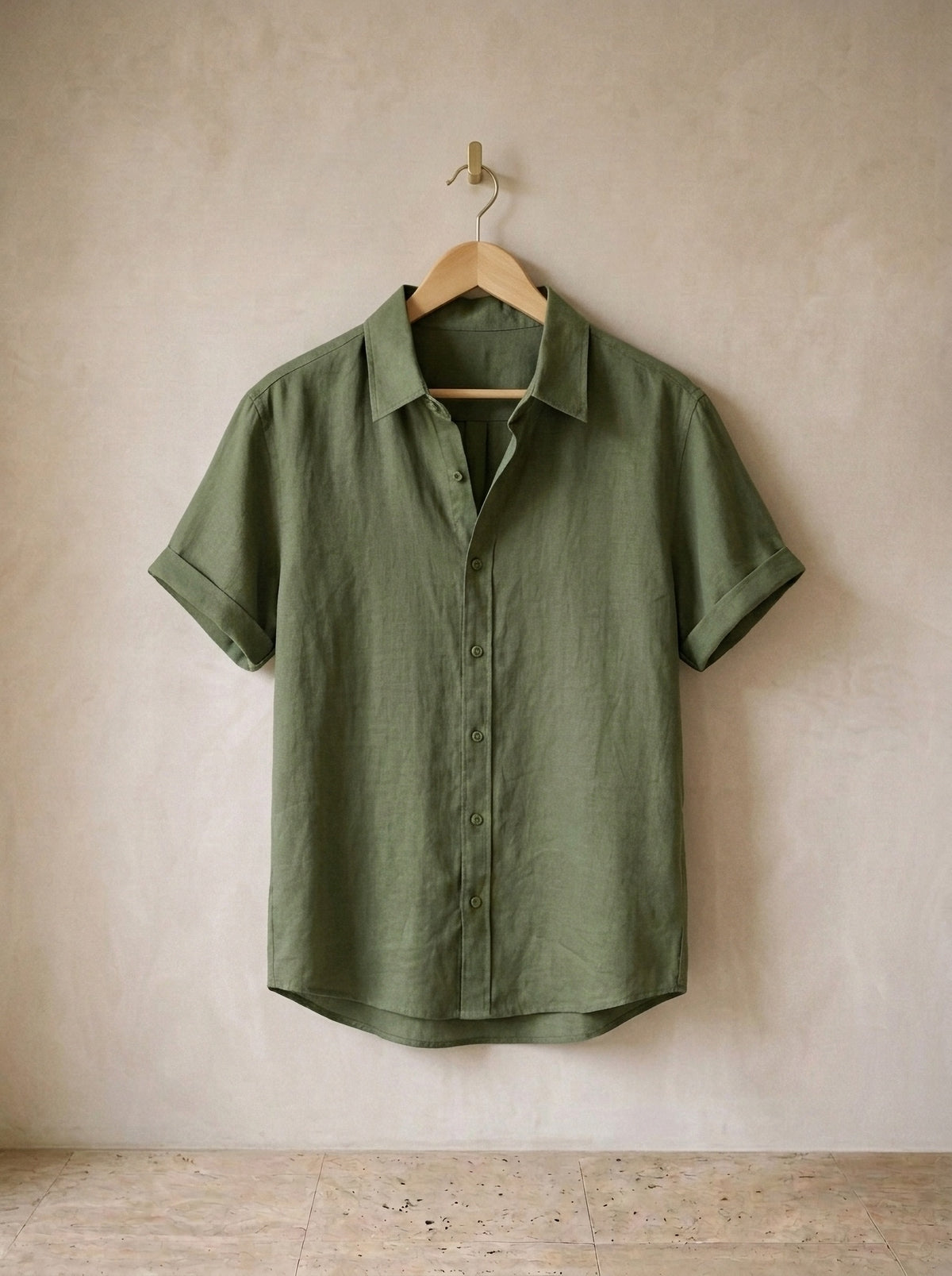Verde | Camisa social de linho Olbia verde – peça sozinha, foto de produto