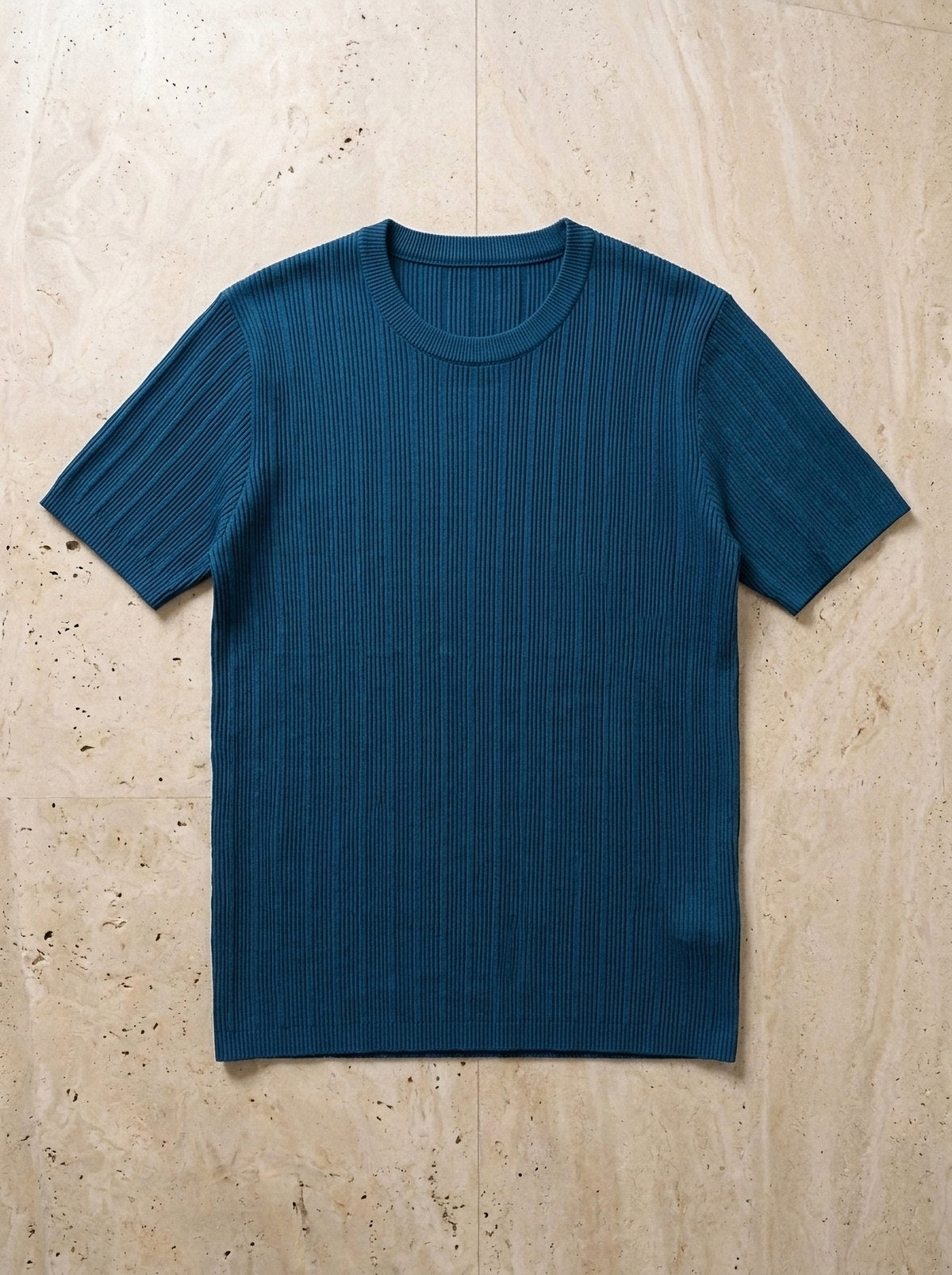 Azul | Camiseta de tricô Perugia azul – peça sozinha vista de cima