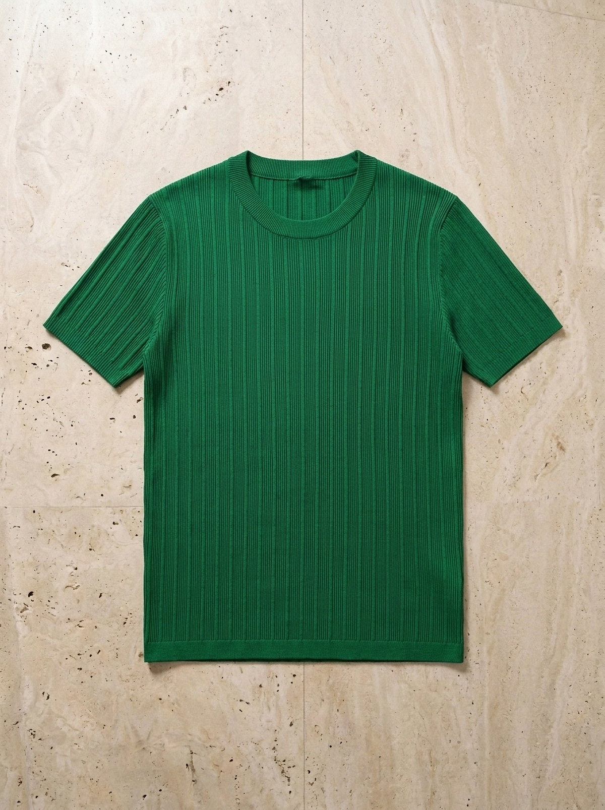 Verde | Camiseta de tricô Perugia verde – peça sozinha vista de cima