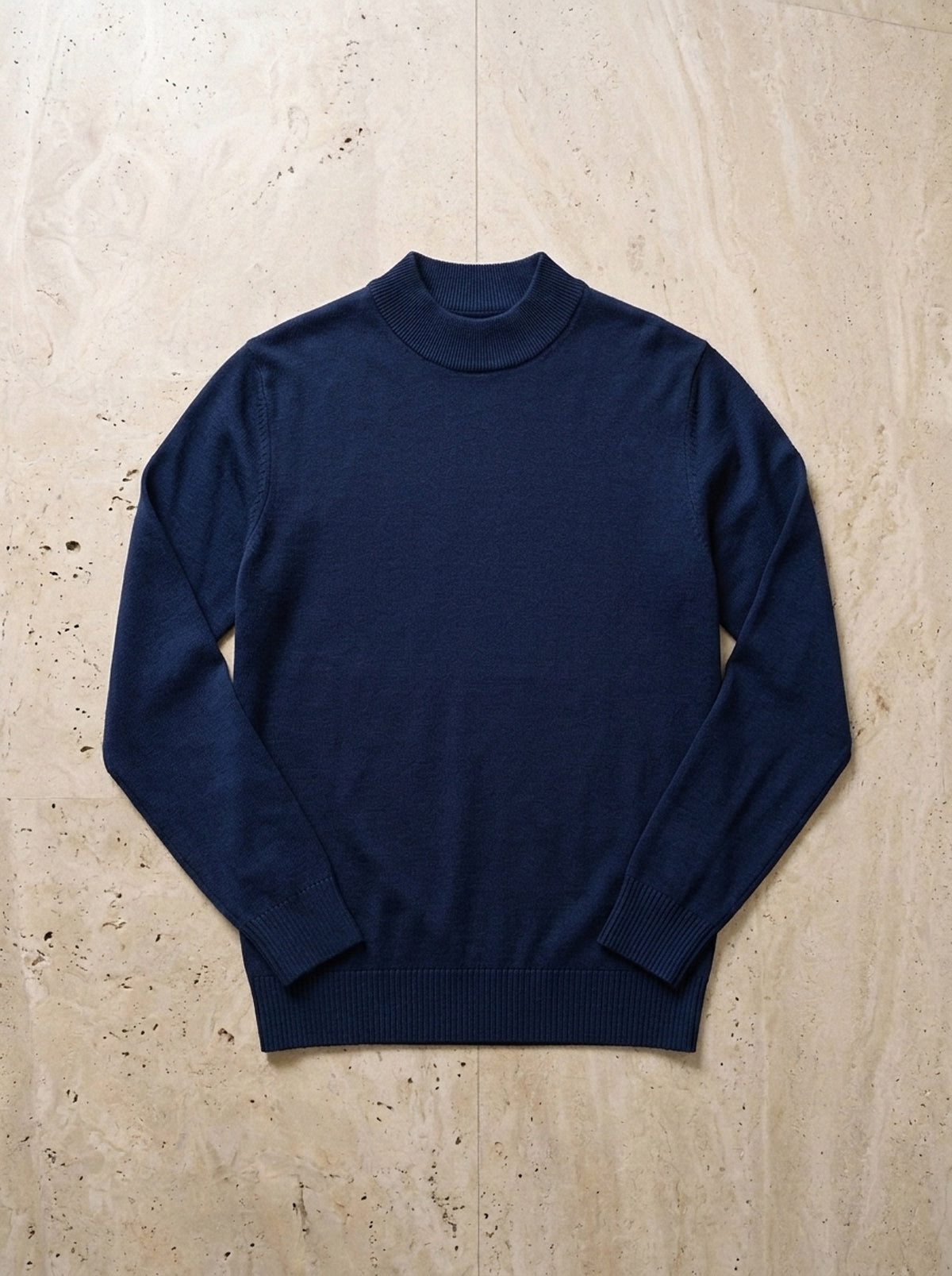 Azul-royal | Suéter meia gola de viscose Pontresina azul-royal – peça sozinha vista de cima