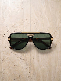 Preto com lente verde