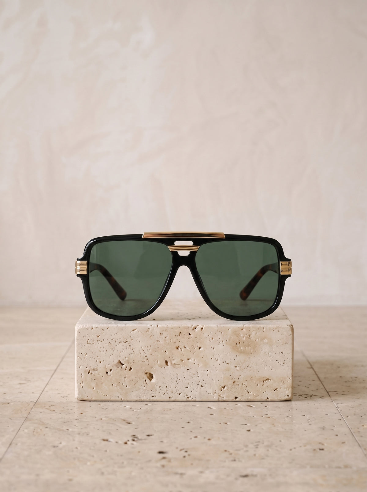 Preto com lente verde | Óculos de sol aviador de ponte dupla Ponza preto com lente verde – peça sozinha, foto de produto