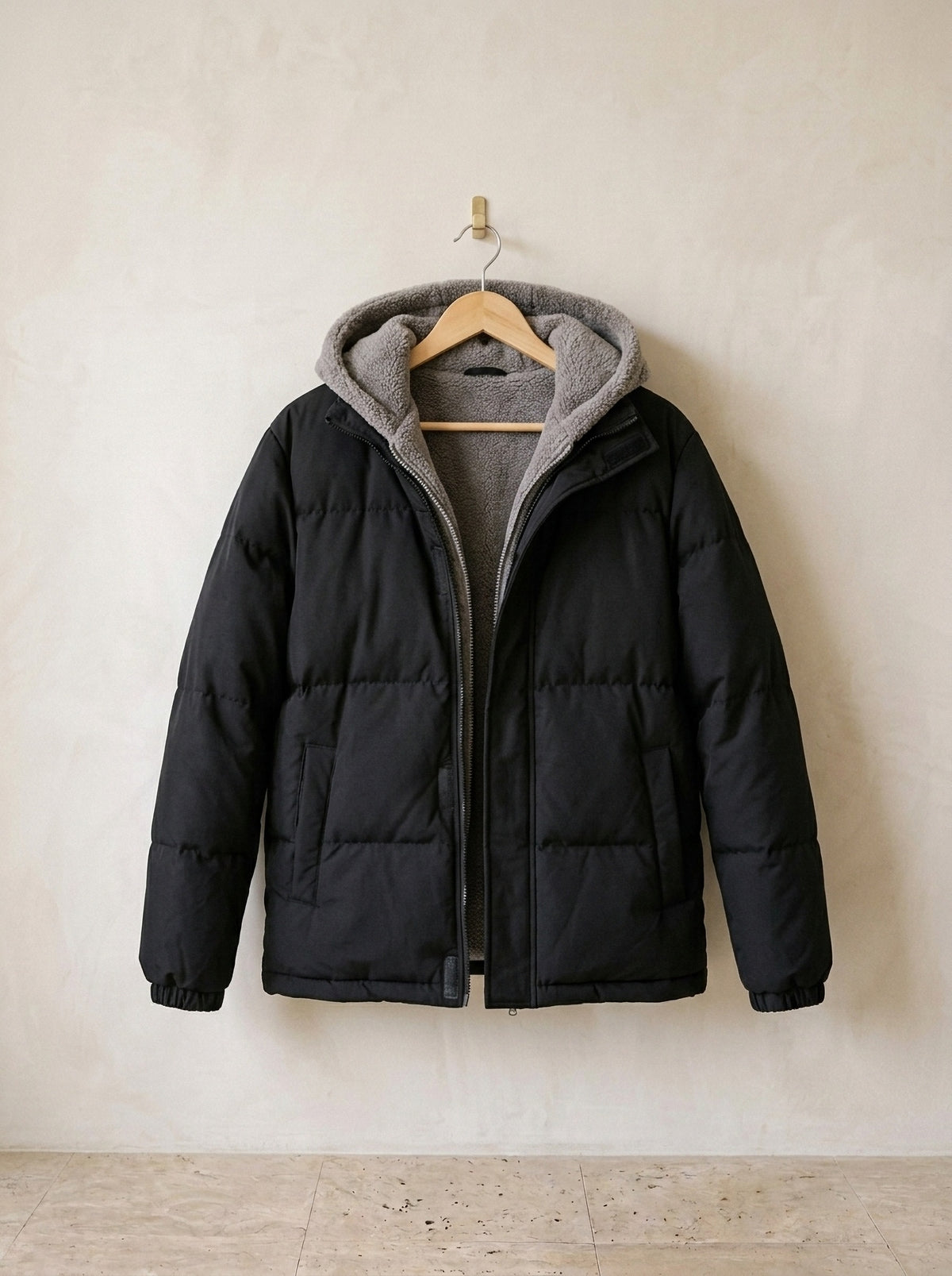 Preto | Jaqueta puffer com capuz Prato preto – peça sozinha, foto de produto