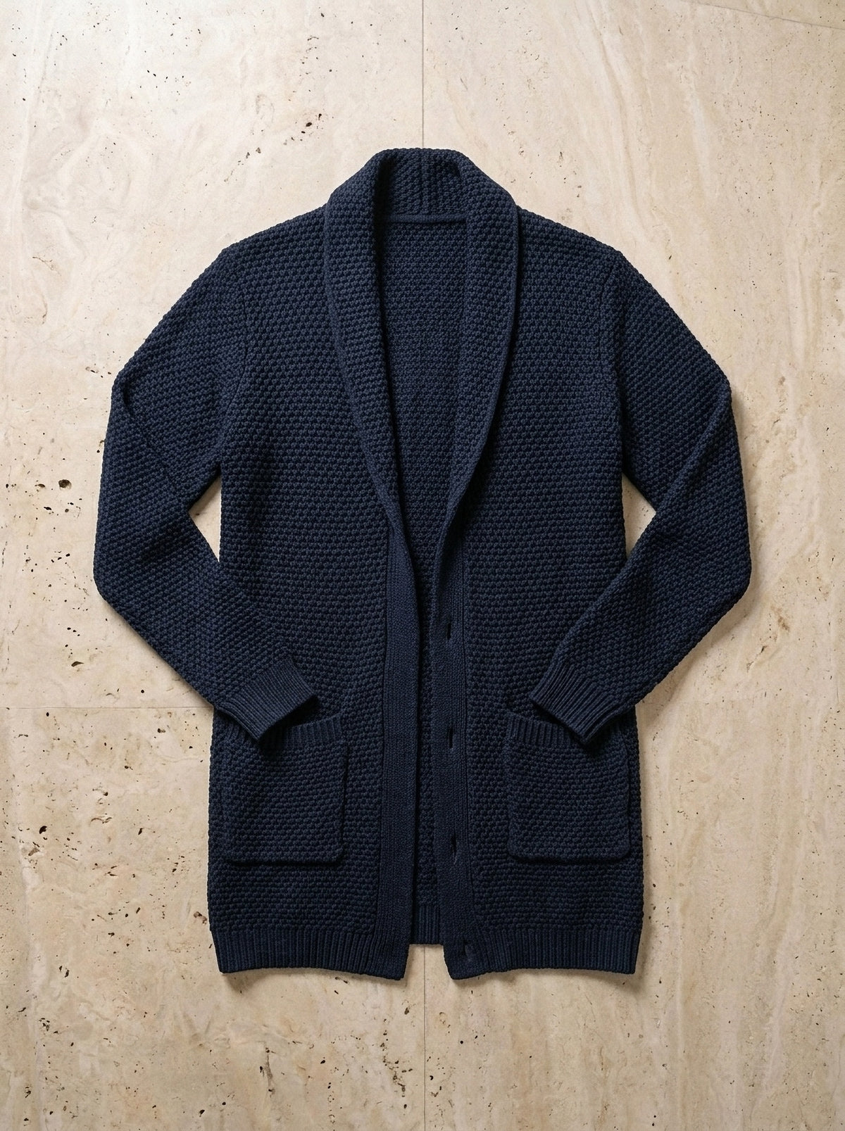 Azul | Cardigan de tricot Procida azul – peça sozinha vista de cima