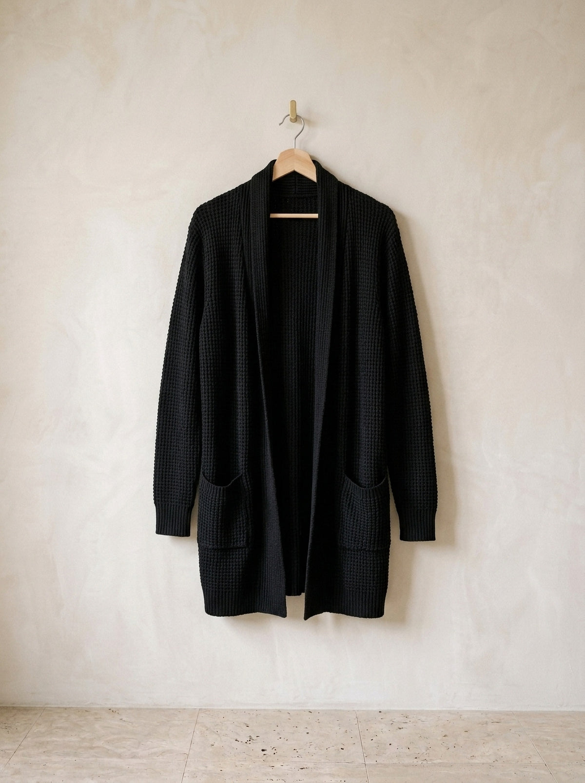Preto | Cardigan de tricot Procida preto – peça sozinha, foto de produto