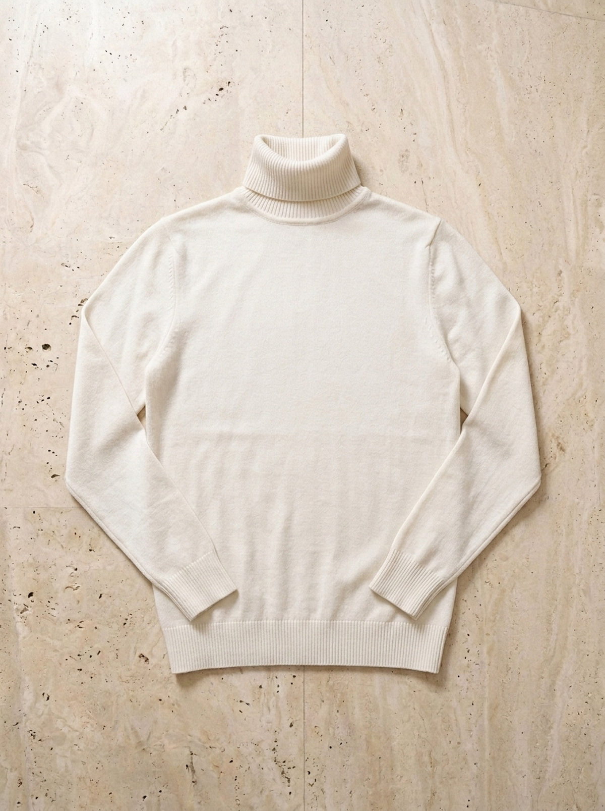 Branco | Suéter gola alta slim Ringgenberg branco – peça sozinha vista de cima