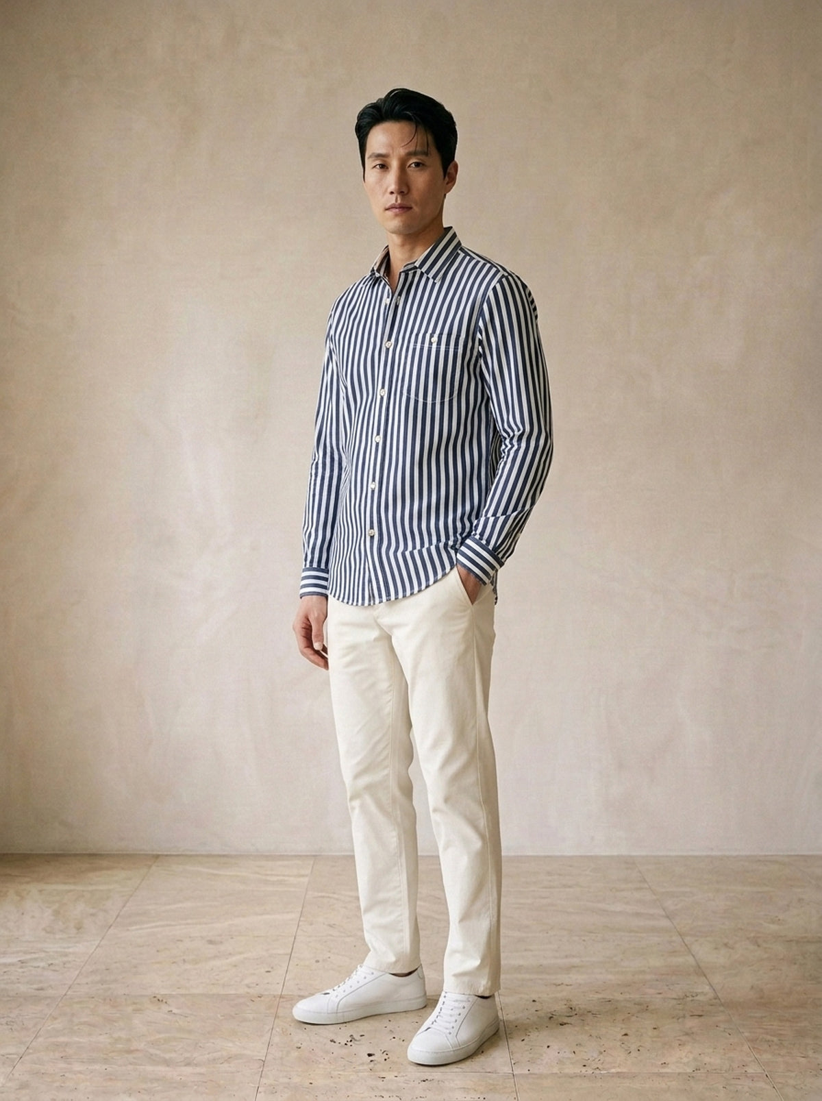 Listrado azul-marinho | Camisa social listrada Saint Moritz listrado azul-marinho – vista três quartos