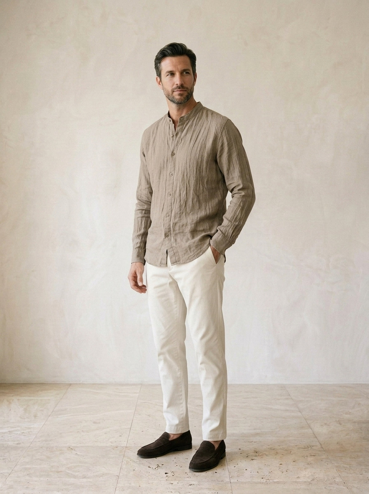 Caqui | Camisa social de linho San Sebastián caqui – vista três quartos