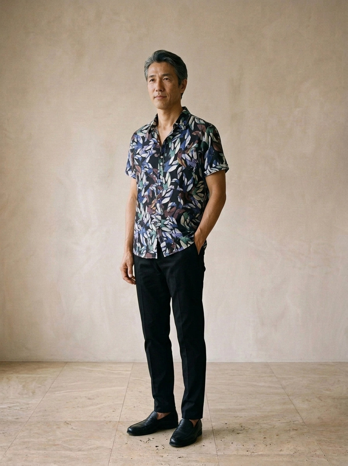 Camisa estampa de folhas Santander – vista três quartos