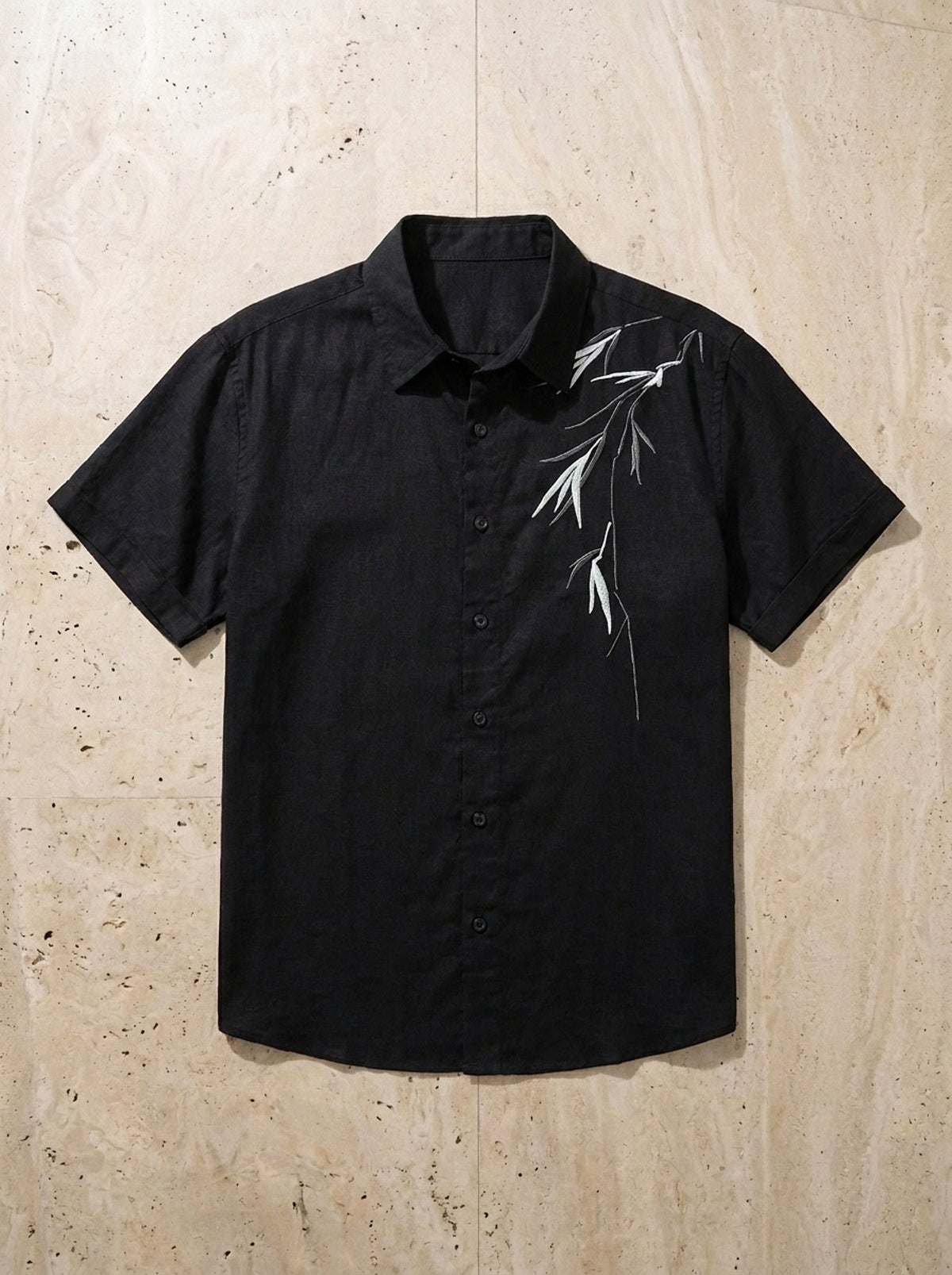 Preto | Camisa de linho bordado de bambu Saumur preto – peça sozinha vista de cima