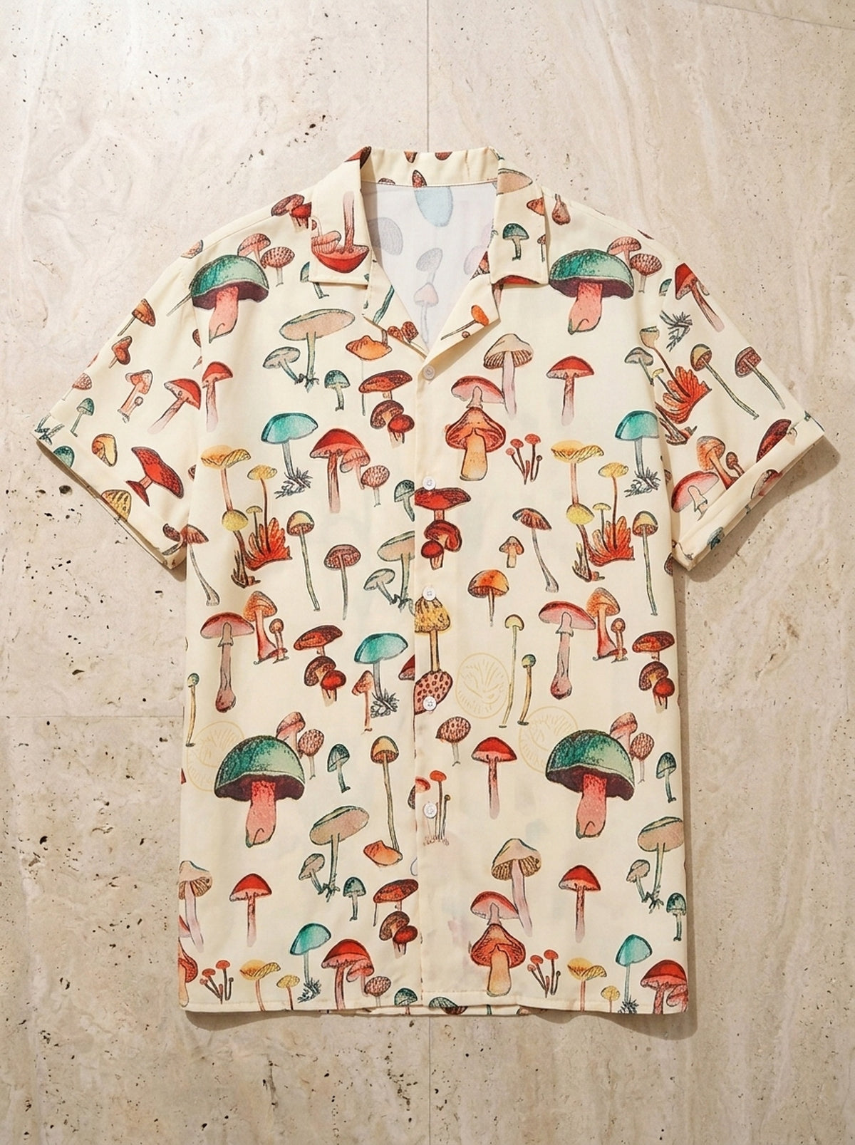 Camisa estampa cogumelos Sitges – peça sozinha vista de cima