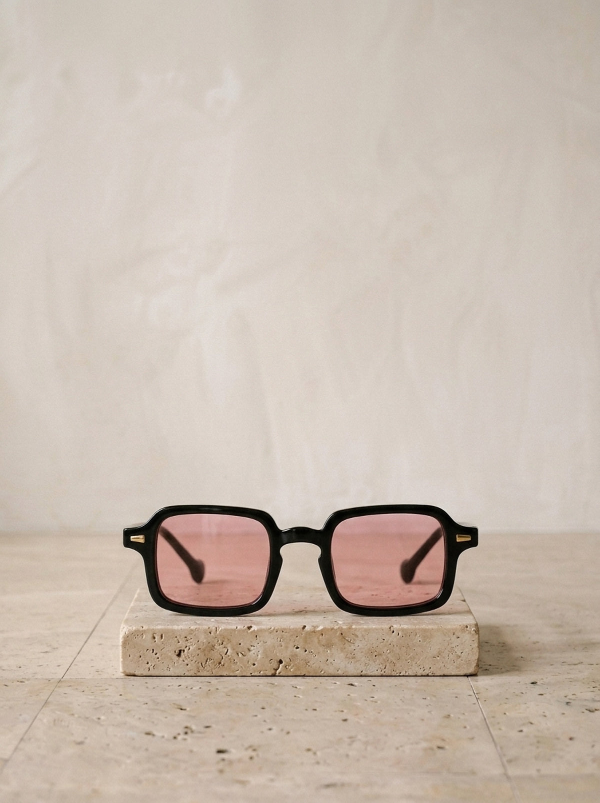 Preto/Rosa | Óculos de sol polarizado Sofia preto/rosa – peça sozinha, foto de produto