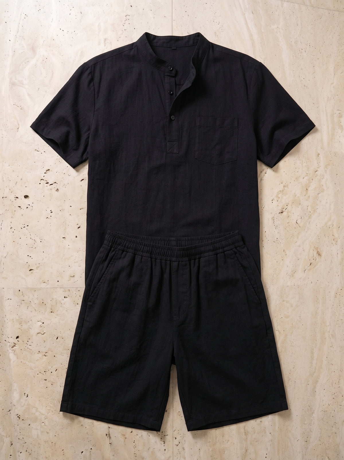 Preto | Conjunto bata henley e short de algodão Sóller preto – peça sozinha vista de cima
