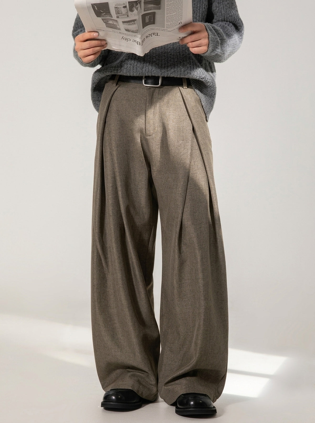 Taupe | Calça perna larga com pregas Sperlonga taupe – foto de produto