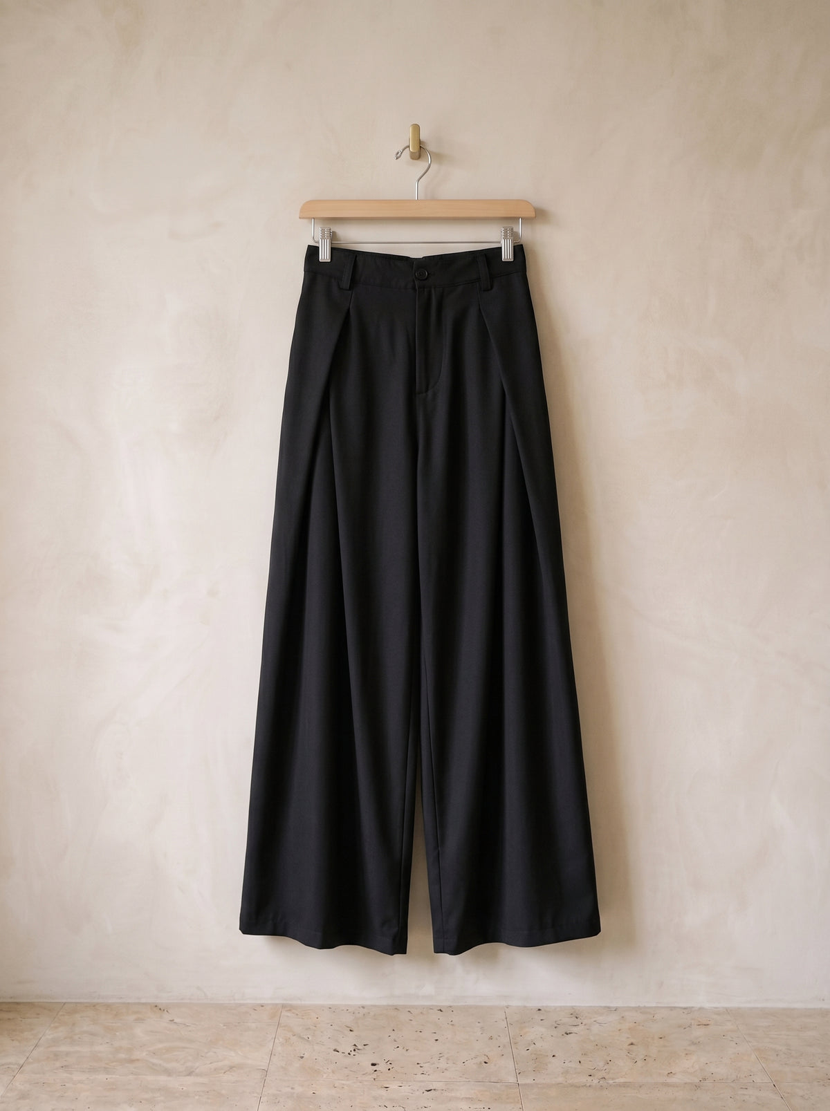 Preto | Calça perna larga com pregas Sperlonga preto – peça sozinha, foto de produto