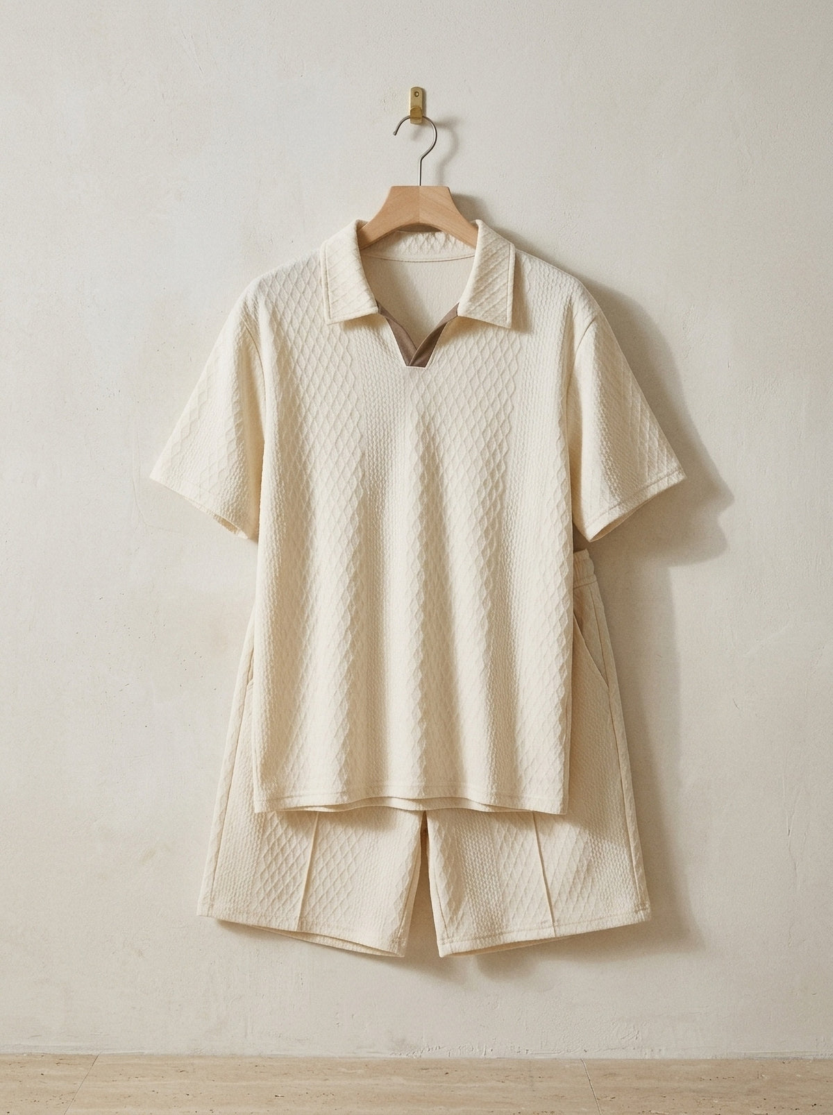 Bege | Conjunto polo de tricô e short Spetses bege – peça sozinha, foto de produto