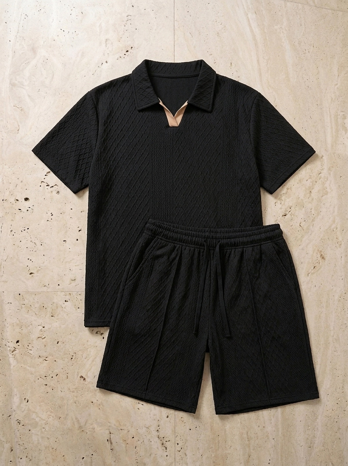 Preto | Conjunto polo de tricô e short Spetses preto – peça sozinha vista de cima