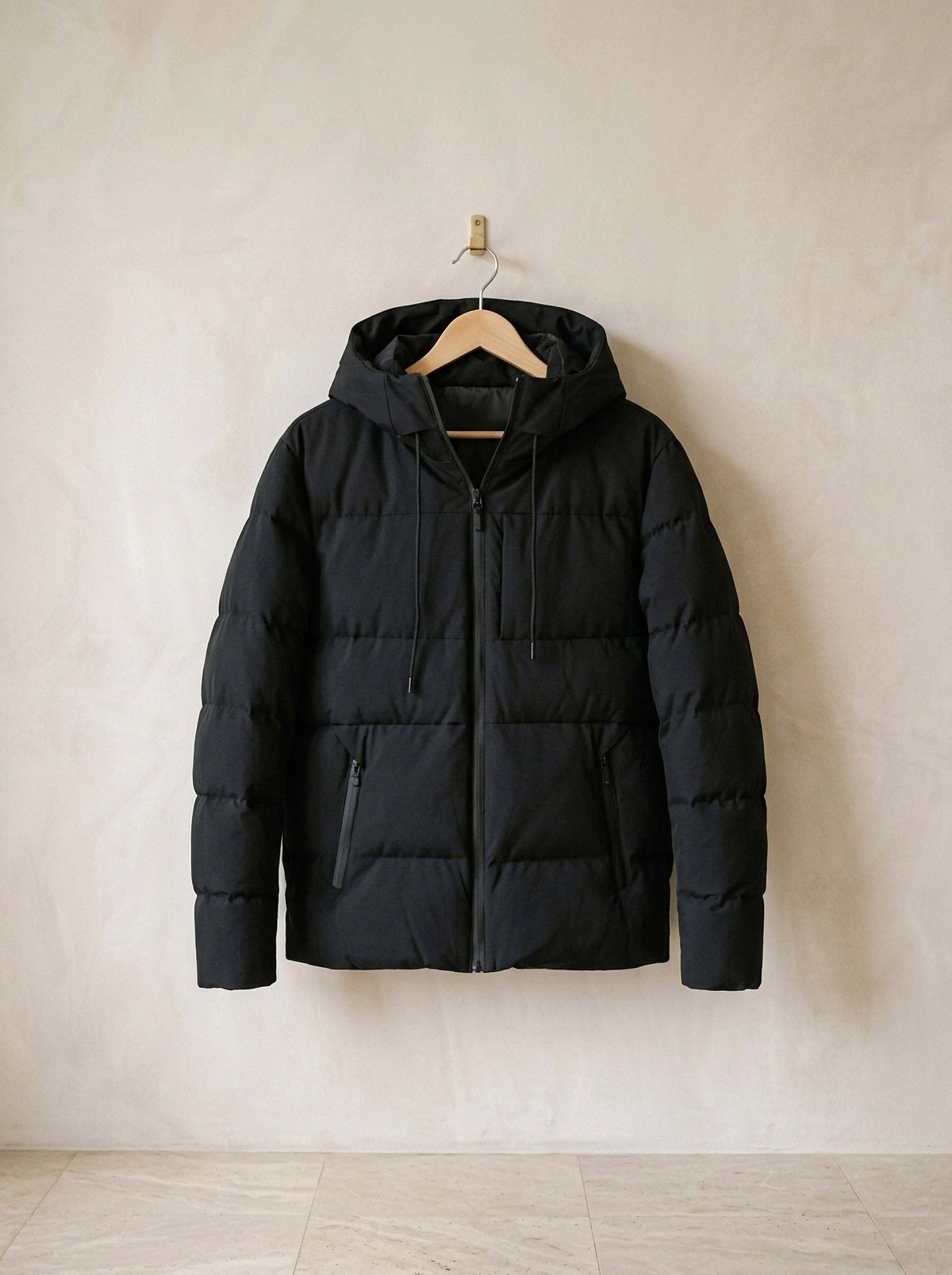 Preto | Jaqueta puffer com capuz Spoleto preto – peça sozinha, foto de produto