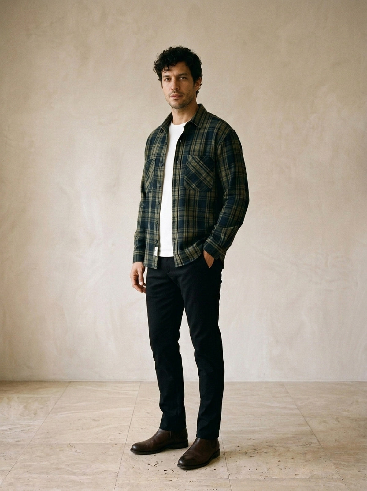 Verde | Camisa xadrez de flanela Tarifa verde – vista três quartos