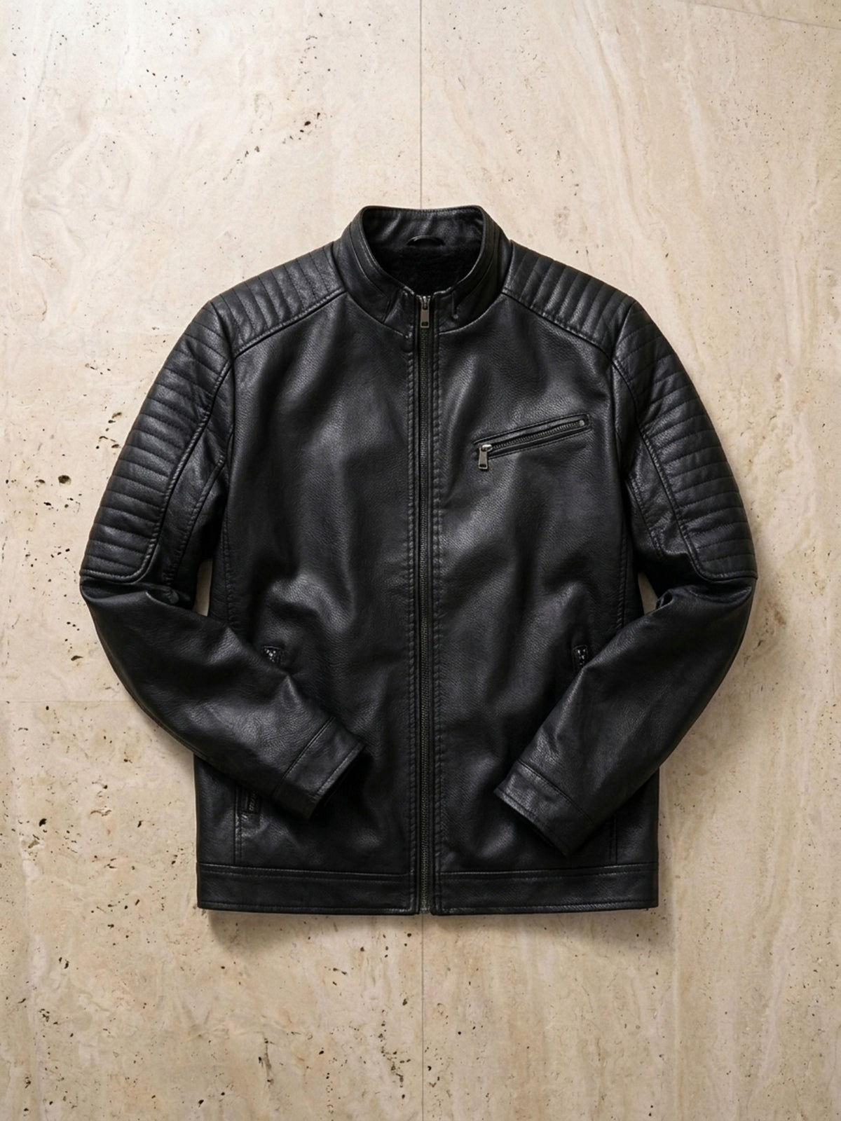 Preto | Jaqueta casual Tartu preto – peça sozinha vista de cima