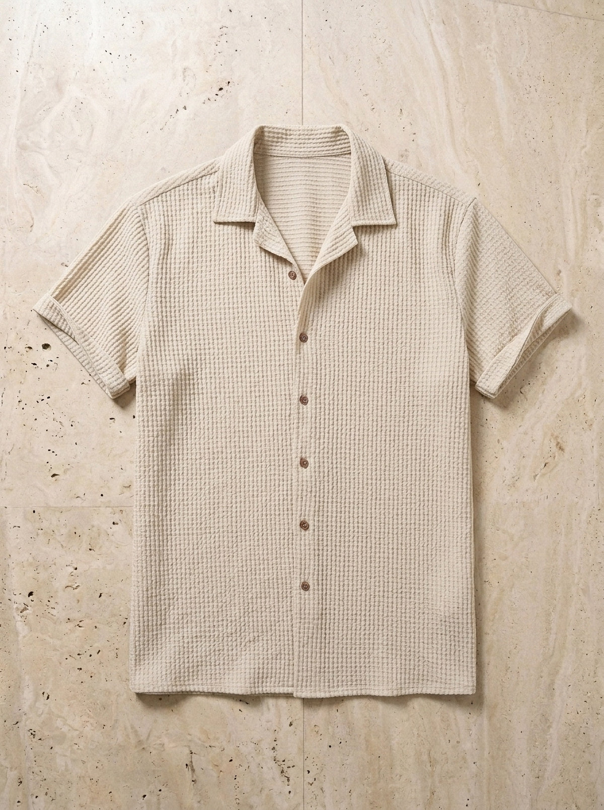 Caqui | Camisa social aveludada Tavira caqui – peça sozinha vista de cima