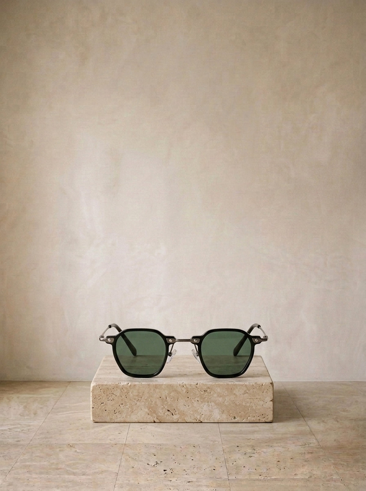 Preto/Verde | Óculos de sol Tetovo preto/verde – peça sozinha, foto de produto