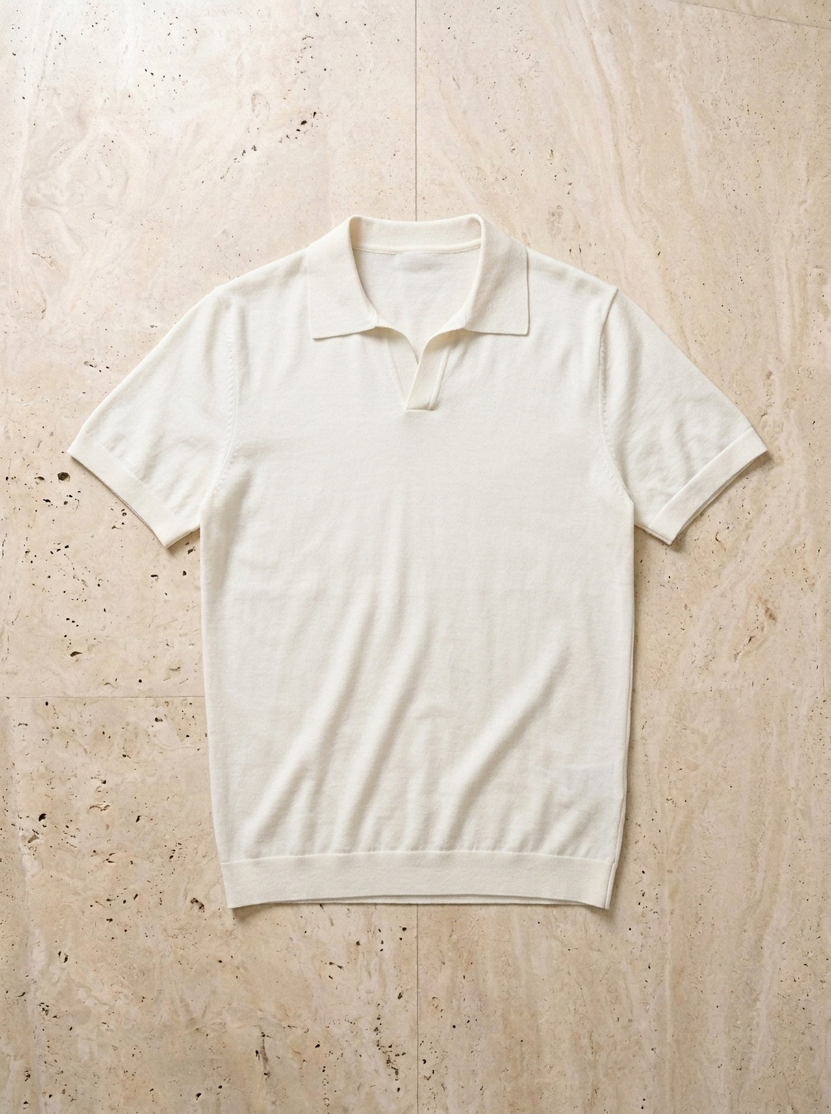 Branco | Camisa polo lisa Tomar branco – peça sozinha vista de cima