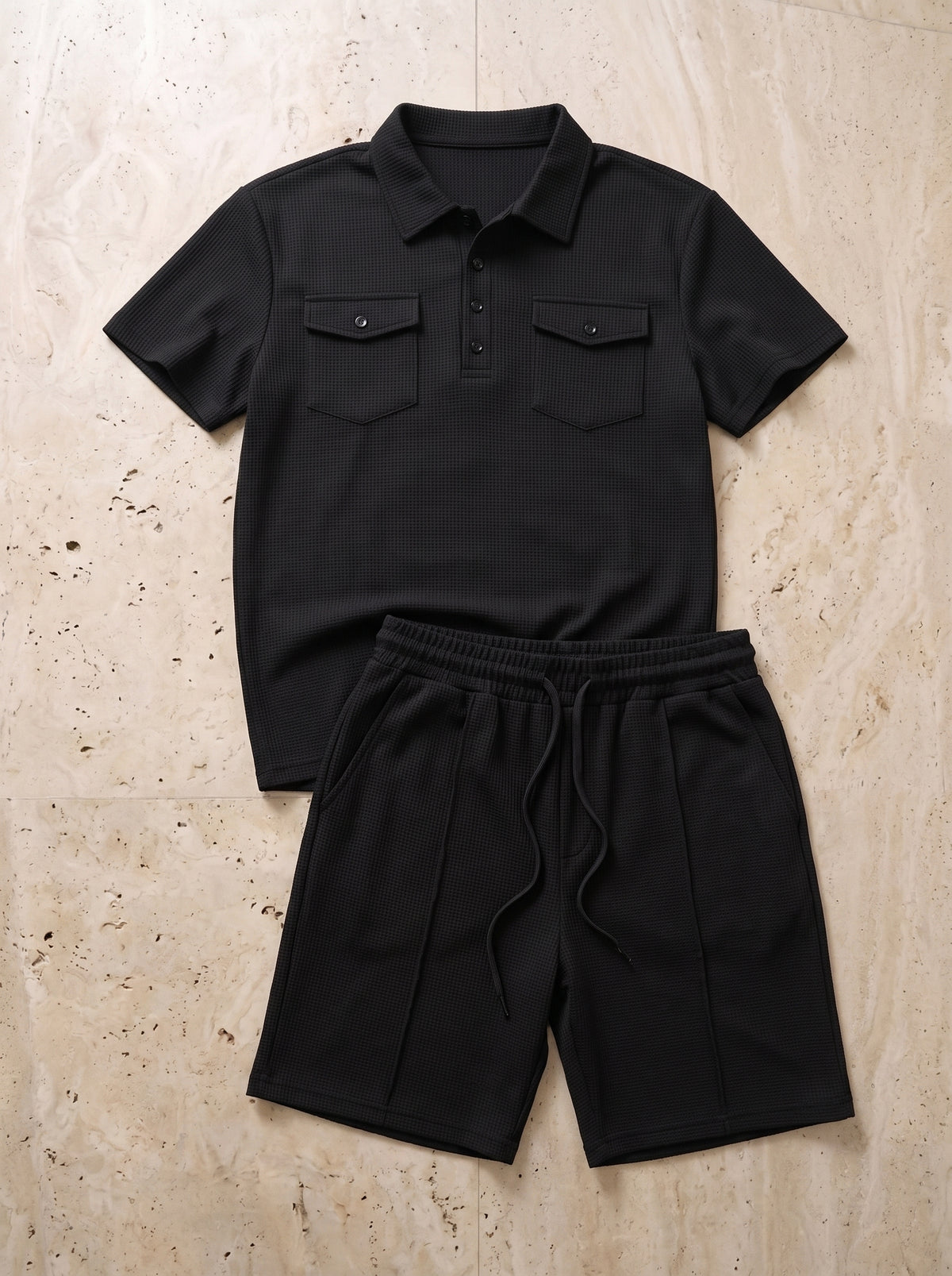Preto | Conjunto polo waffle com bolsos e short Trogir preto – peça sozinha vista de cima