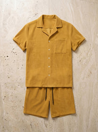 Amarelo