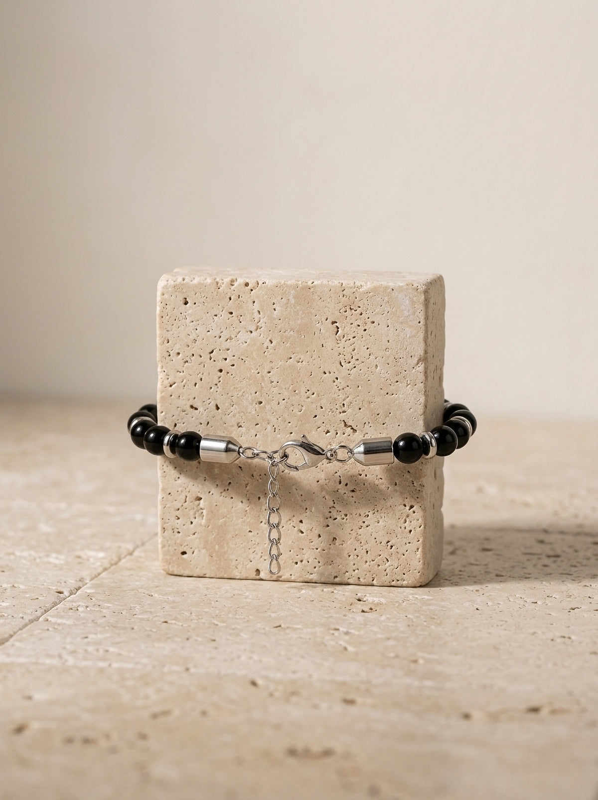 Preto brilhoso | Pulseira de pedras Valença preto brilhoso – peça sozinha, foto de produto