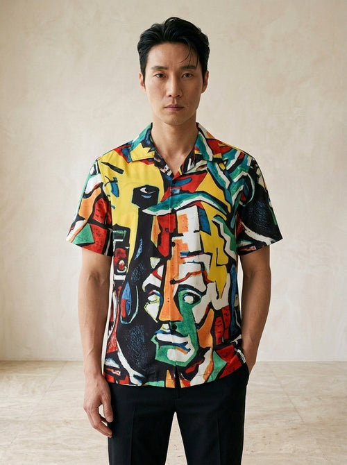 Camisa estampa cubista Valência – vista de frente, recorte próximo