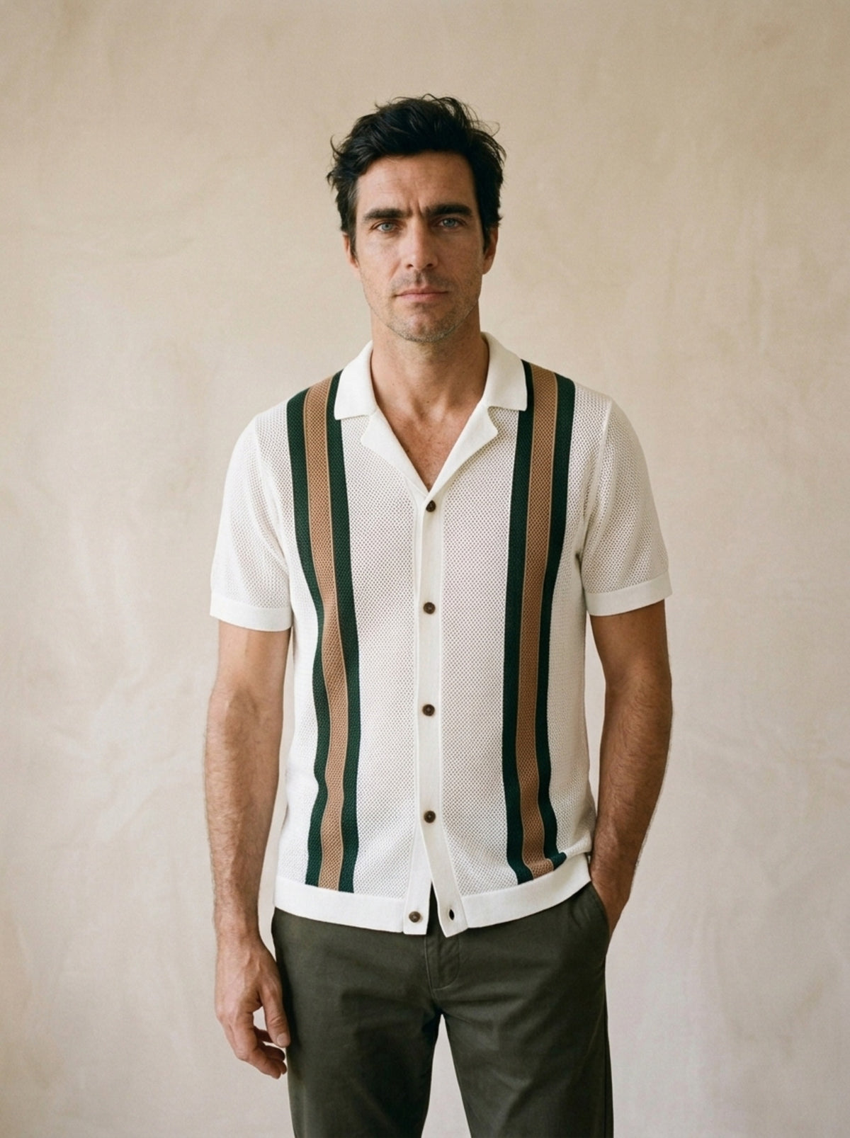 Branco | Camisa de tricô com faixas Volterra branco – vista de frente, recorte próximo