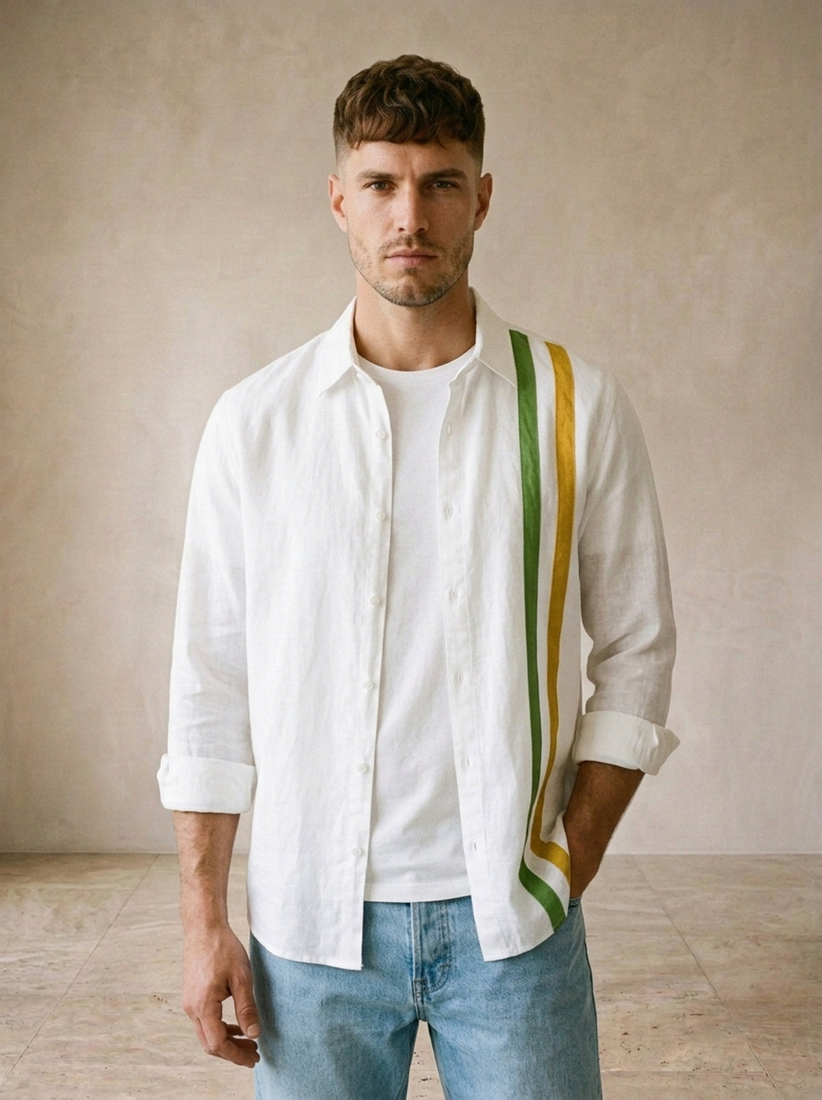 Amarelo | Camisa de linho com listra vertical Waterford amarelo – vista de frente, recorte próximo