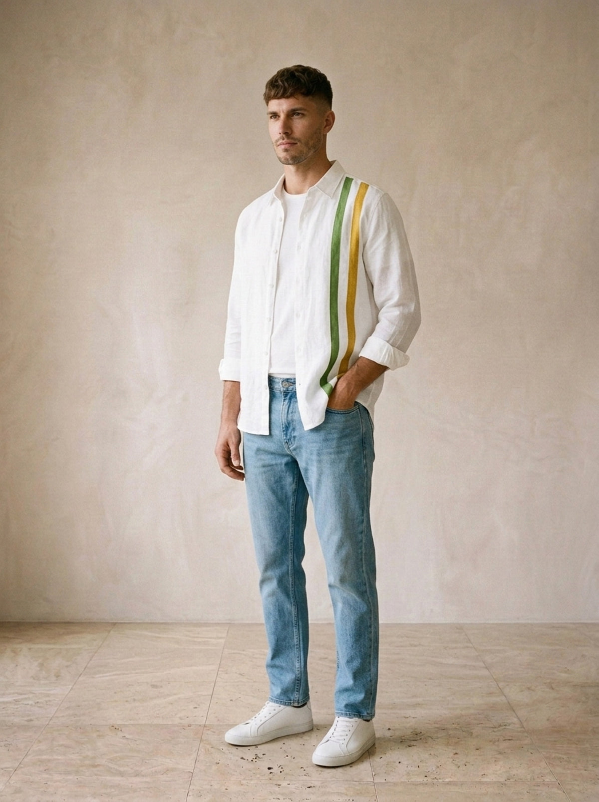 Amarelo | Camisa de linho com listra vertical Waterford amarelo – vista três quartos
