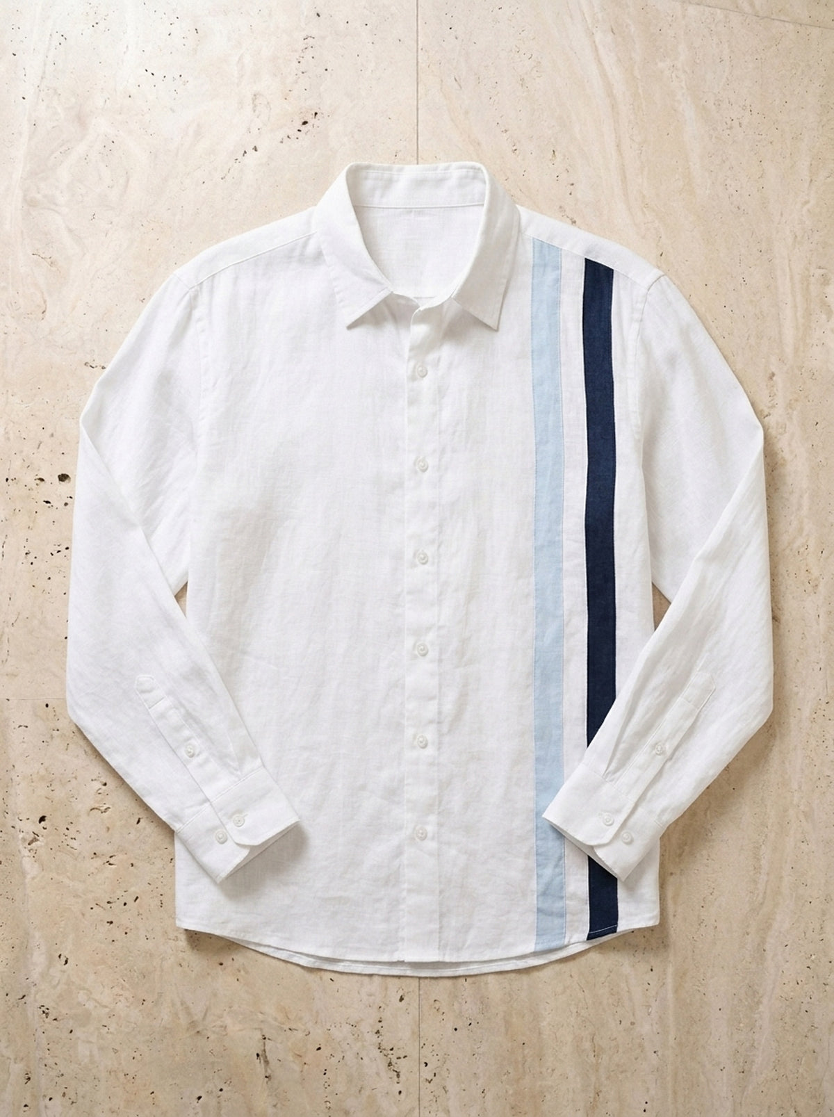 Azul-claro | Camisa de linho com listra vertical Waterford azul-claro – peça sozinha vista de cima